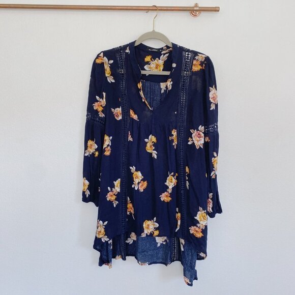 Blu Pepper Floral Navy Boho Blouse Medium - Picture 2 of 3